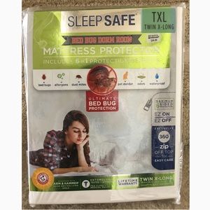 Twin XL Mattress Protector